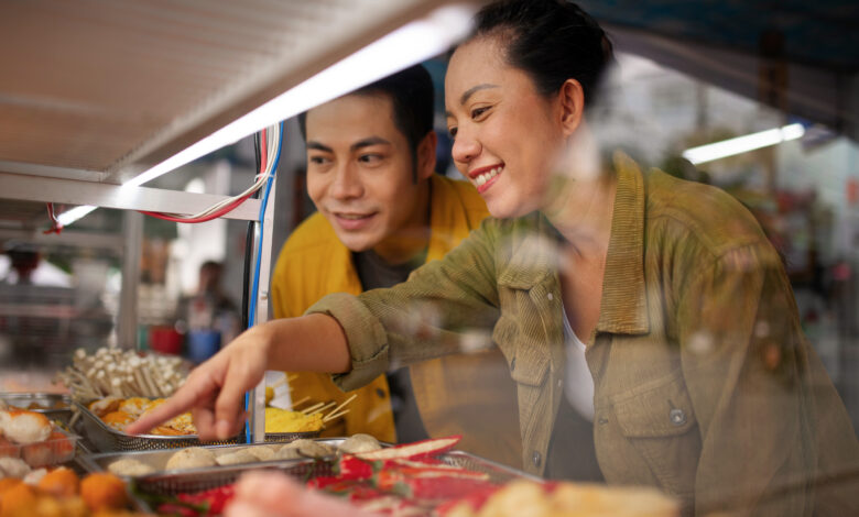 Chinatown Hawker Leftovers Consumption: A Sustainable Tradition in Urban Food Culture